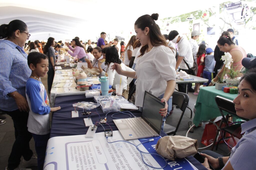 🔬✨ ¡La ciencia llega a Temixco! 🌎🚀