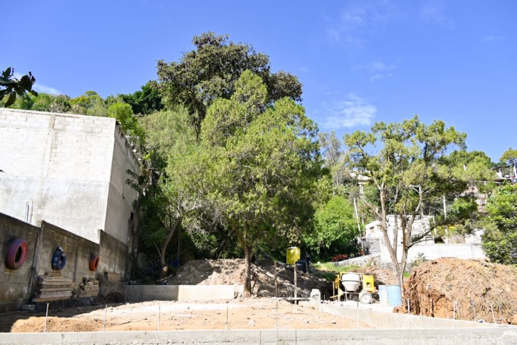 💧 Supervisa Margarita González Saravia obras de infraestructura y agua potable en Tepoztlán